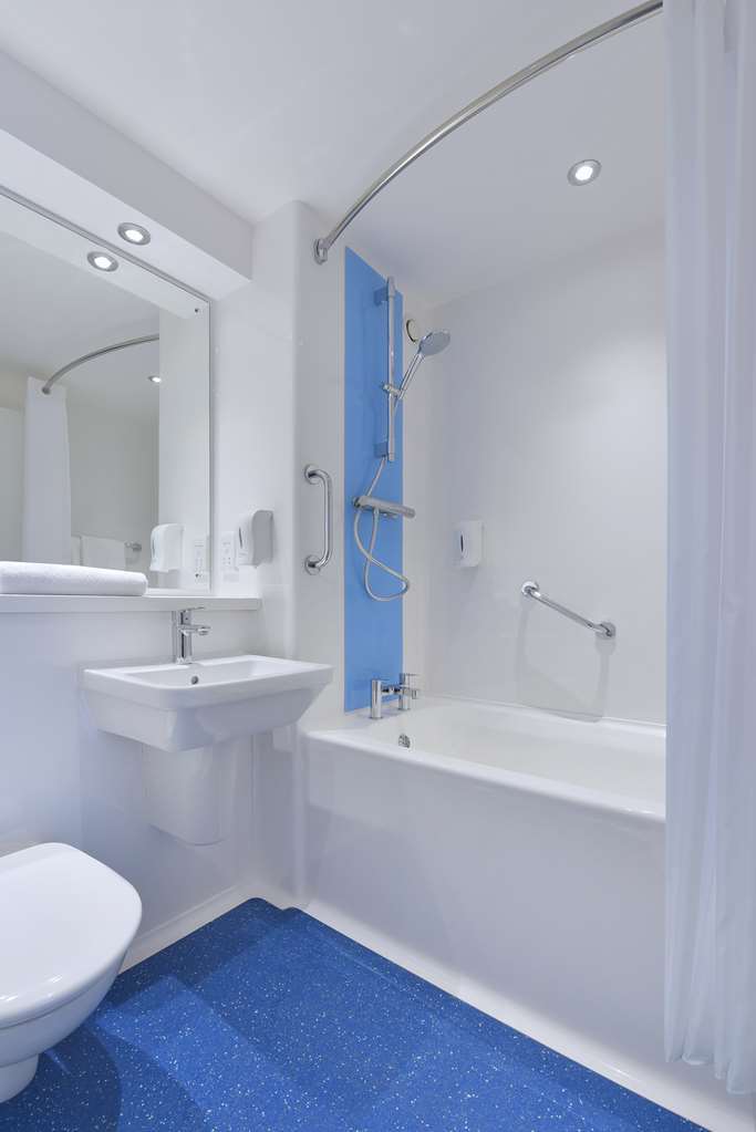 Travelodge Ely Quarto foto